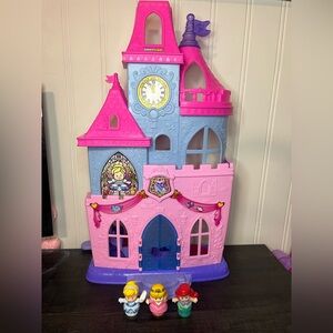 Little people castle with three figures